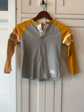 GAP Long Sleeve Henley - Gray & Mustard